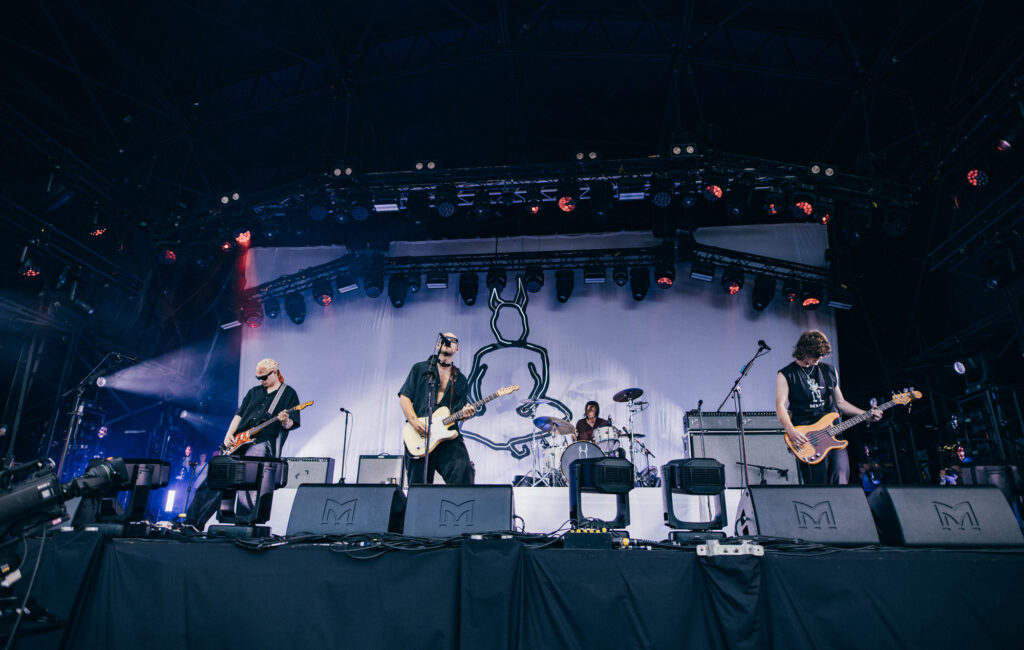 Wunderhorse live at Glastonbury 2025: their purple patch continues in style